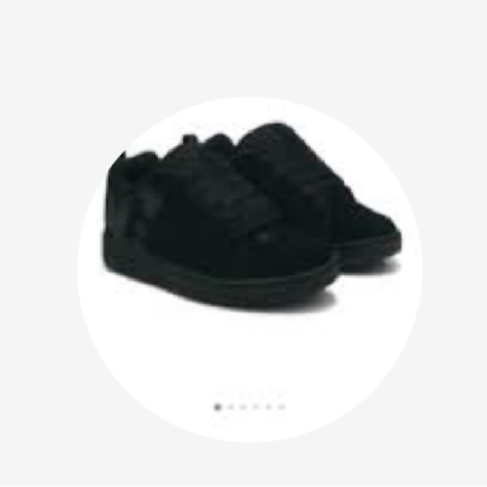 DC Women's Black Sneakers